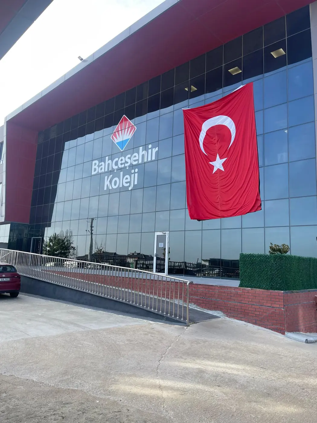 Bahçeşehir Koleji Yerleşkesi 15